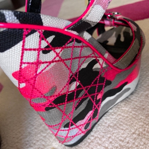RARE 2011 Dior Anselm Reyle Camouflage Camo Neon Pink Platform Wedge Sandals 36 - Picture 7 of 10